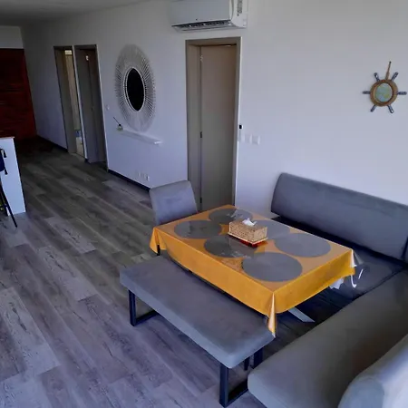 Cozy Seaview Penthouse Apartment Flic en Flac Exterior photo