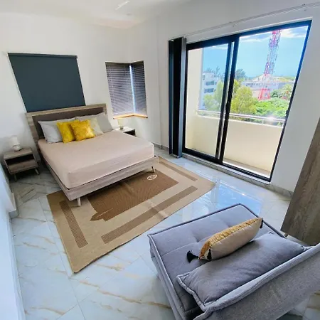 Cozy Seaview Penthouse Apartment Flic en Flac Exterior photo