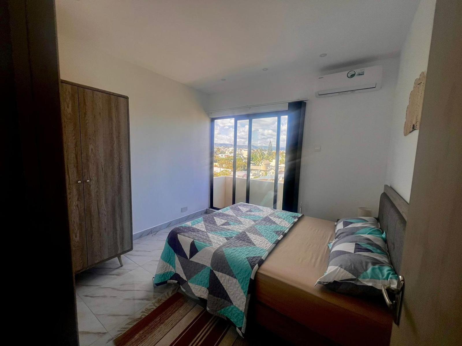Cozy Seaview Penthouse * Flic en Flac
